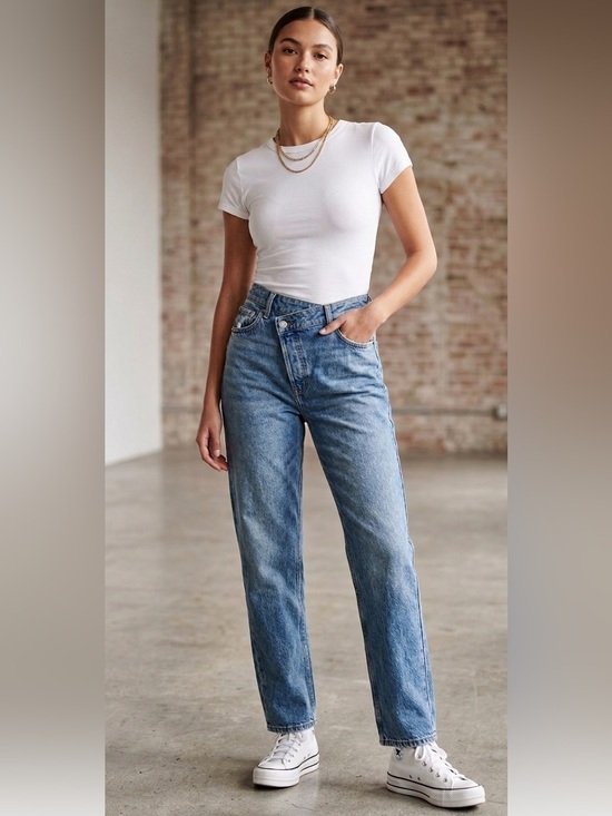 Abercrombie & Fitch Denim - Abercrombie & Fitch The 90's Straight Ultra High Rise Criss Cross Size 28R